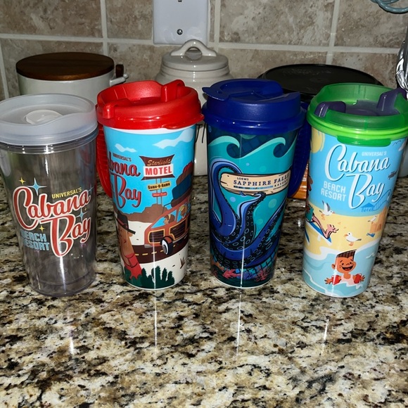 Universal Studios Cabana Bay Loews Sapphire Falls Resort Refillable Mug Set - Picture 2 of 10